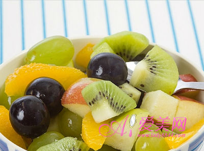 水果早餐减肥法 吃的妙轻松HOLD住体重