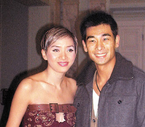 徐若瑄曾为初恋吴奇隆哭到天亮 娱圈姻缘捉摸