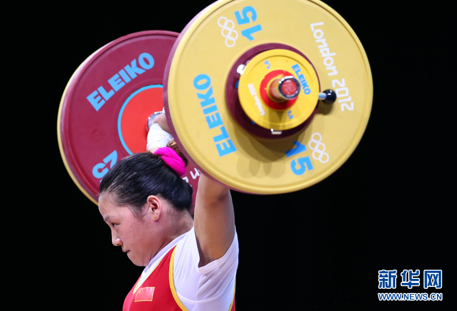 李雪英<em>姐姐:妹妹替我</em>圆了奥运冠军梦(图)_新闻