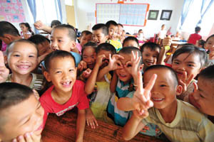 中国教育十年发展路：从“有学上”到“上好学”