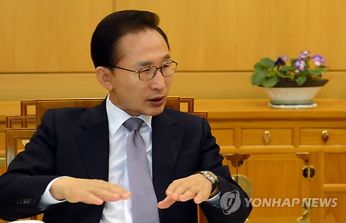 总统李明博称朝鲜发射导弹不会影响韩总统选举
