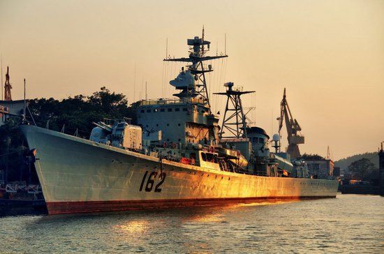 中国海监接收11艘退役军舰 包括2艘旅大级驱逐
