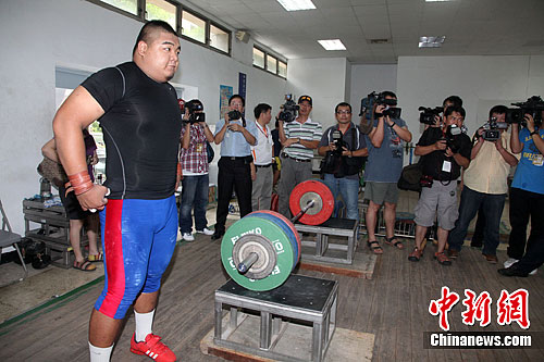 中华台北奥运旗手"出炉 首度由举重选手担任