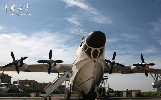 水轰-5多用途两栖飞机是中国研制的第一种水上飞机,主要用途是执行