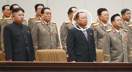 韩媒金正恩身边出现新面孔图