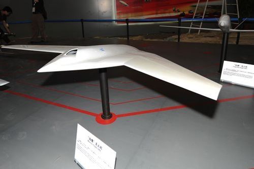 资料图:曾在珠海航展上露面的前掠翼无人机