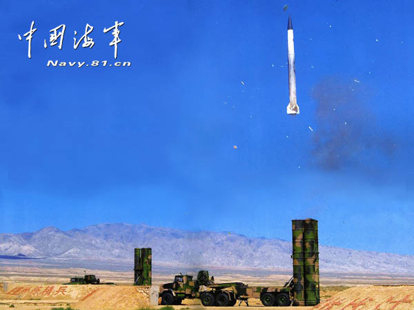 海军某防空旅对抗演练中"击落"战机百余架_新闻台_中国网络电视台